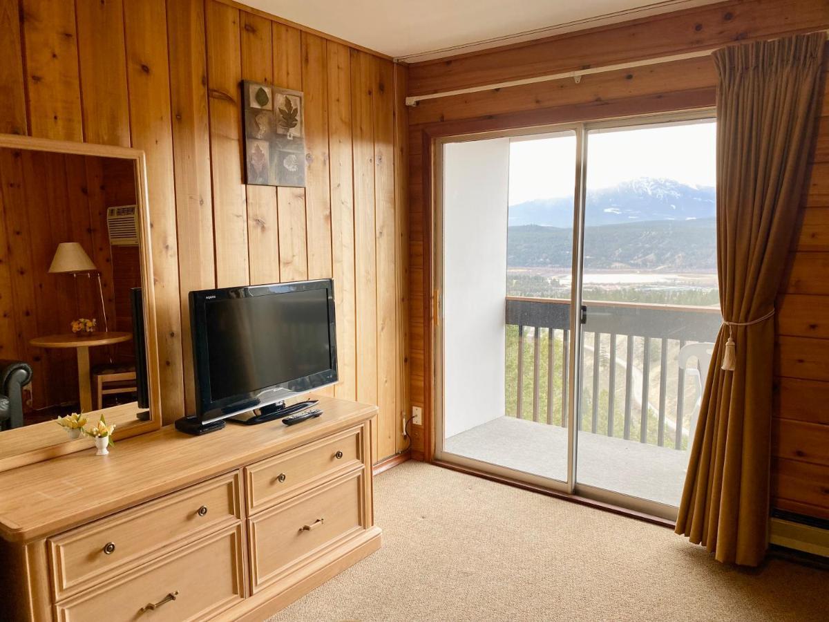 Motel Bo Radium Radium Hot Springs Εξωτερικό φωτογραφία