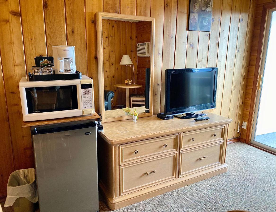 Motel Bo Radium Radium Hot Springs Εξωτερικό φωτογραφία