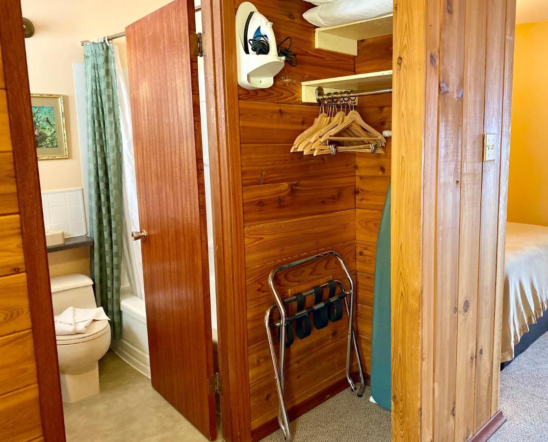 Motel Bo Radium Radium Hot Springs Εξωτερικό φωτογραφία