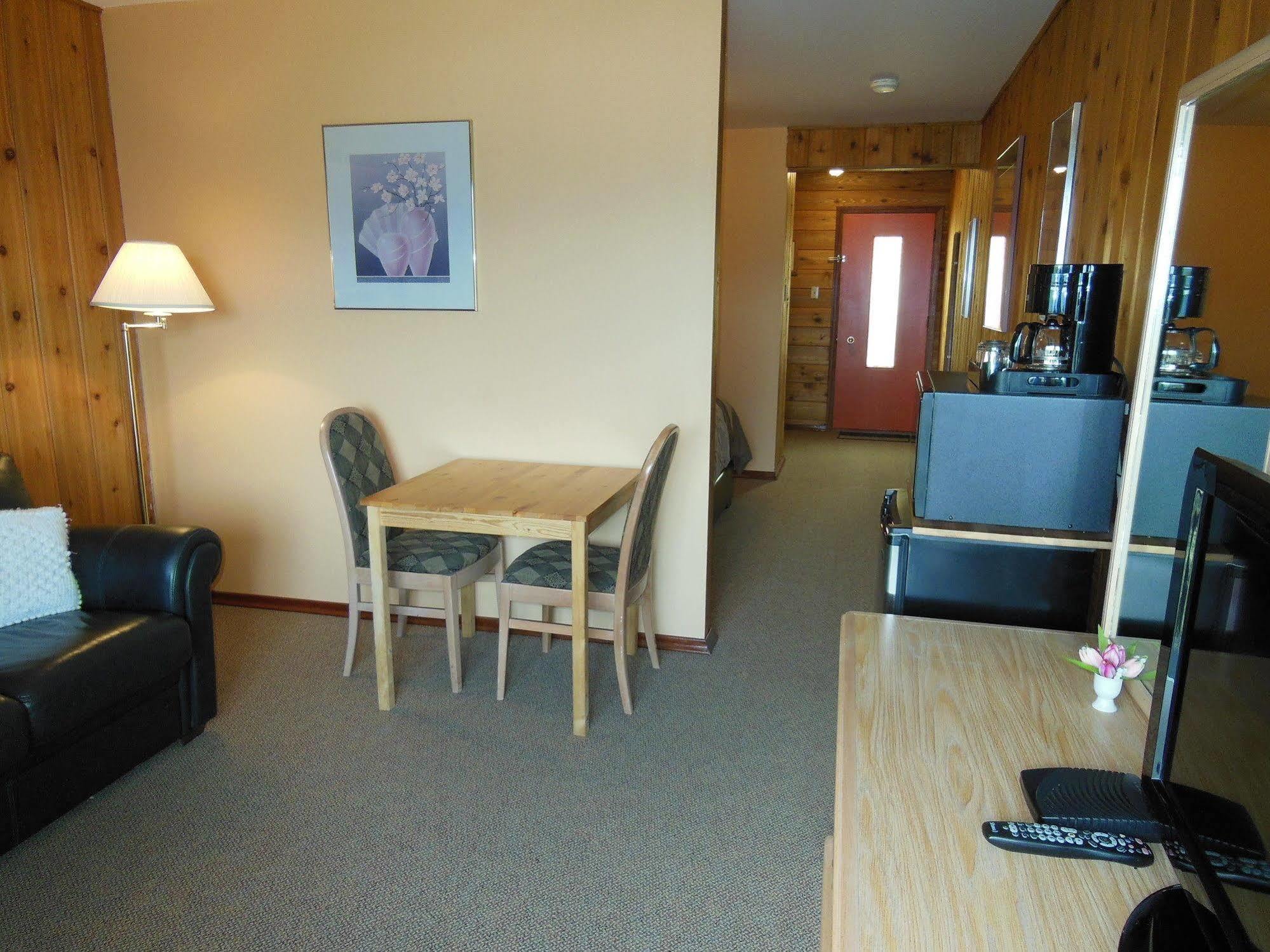 Motel Bo Radium Radium Hot Springs Εξωτερικό φωτογραφία