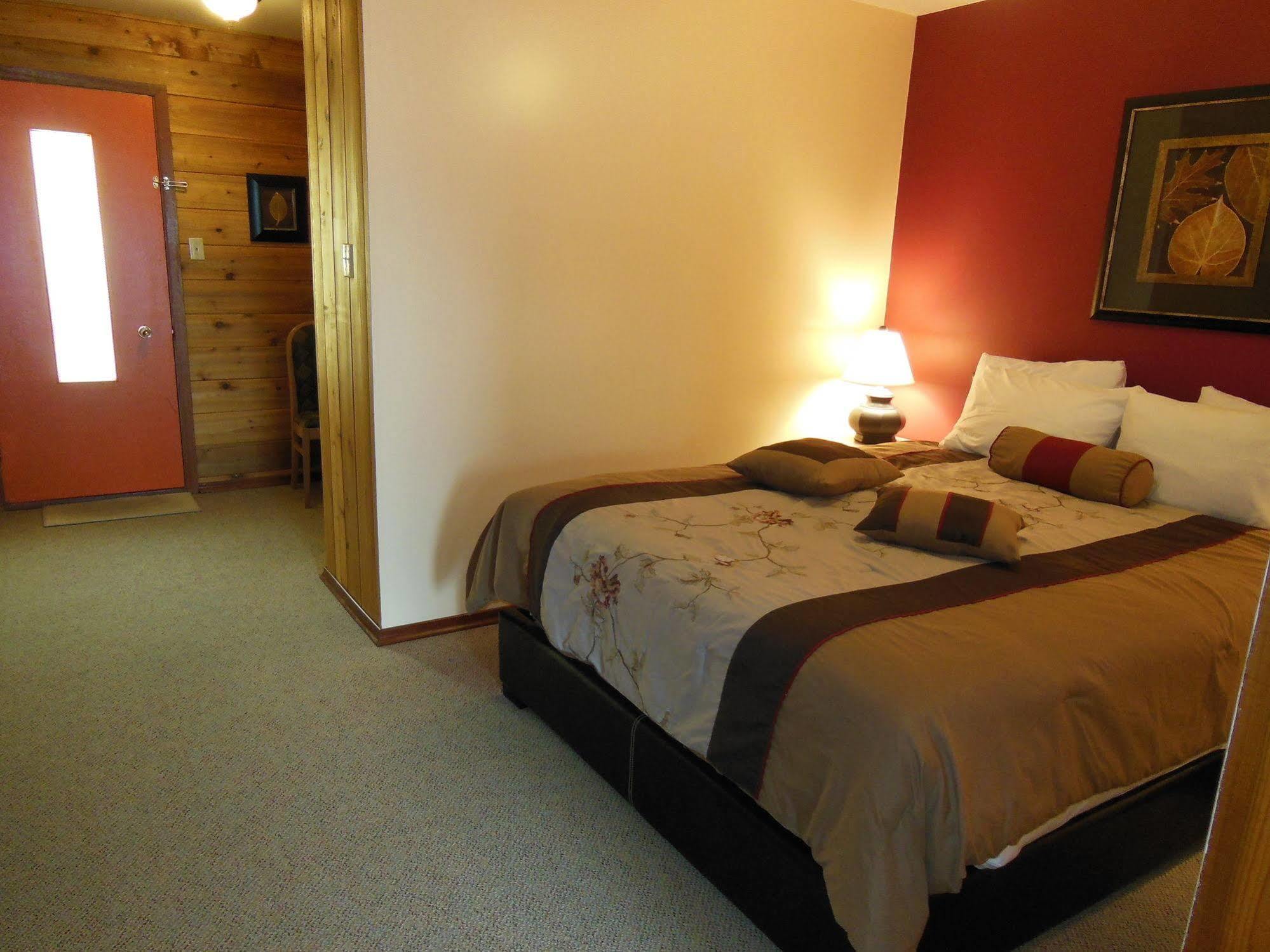 Motel Bo Radium Radium Hot Springs Εξωτερικό φωτογραφία