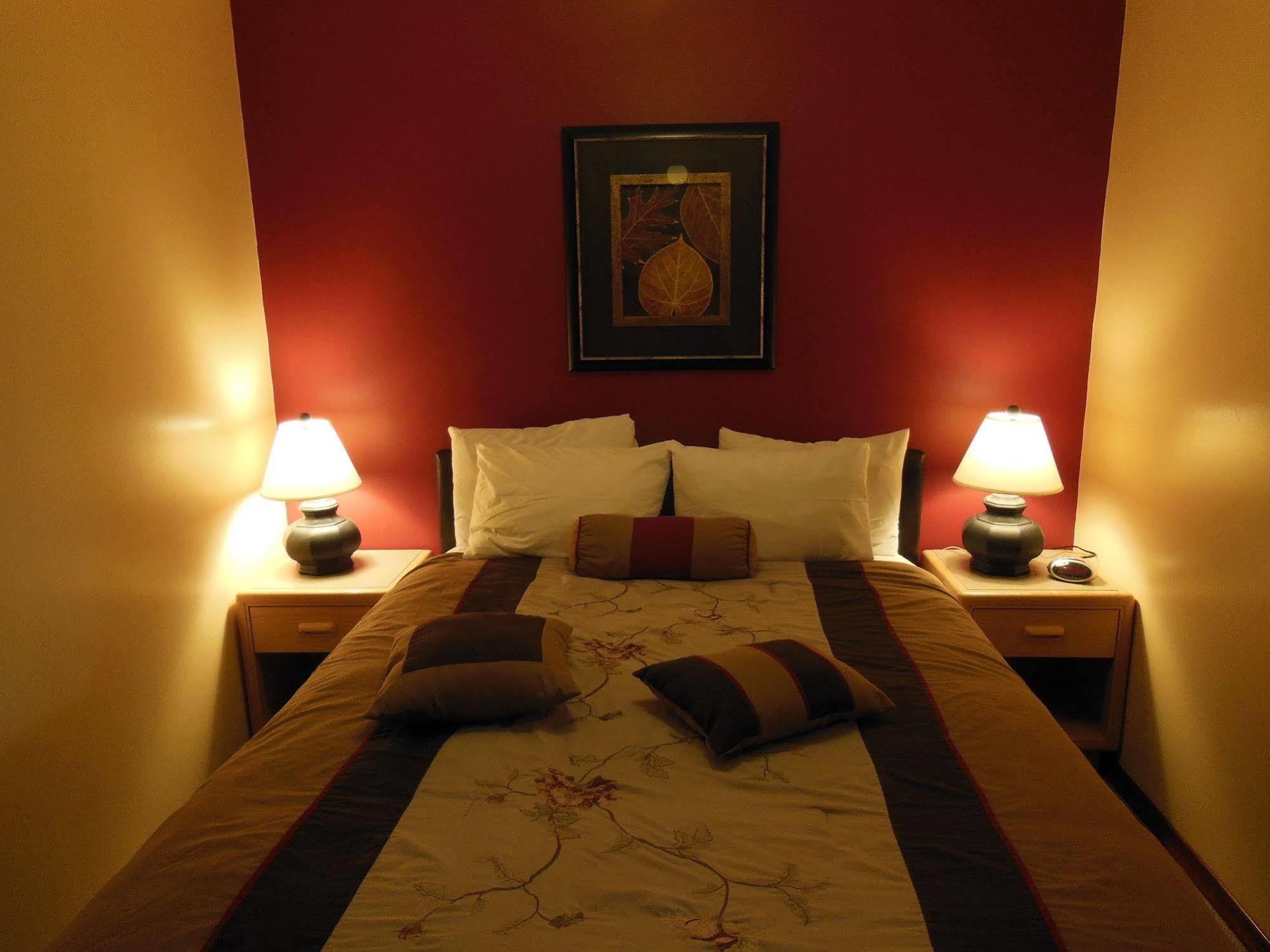 Motel Bo Radium Radium Hot Springs Εξωτερικό φωτογραφία