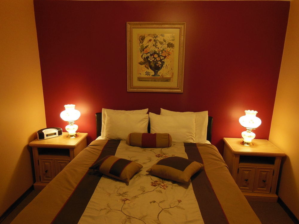 Motel Bo Radium Radium Hot Springs Εξωτερικό φωτογραφία